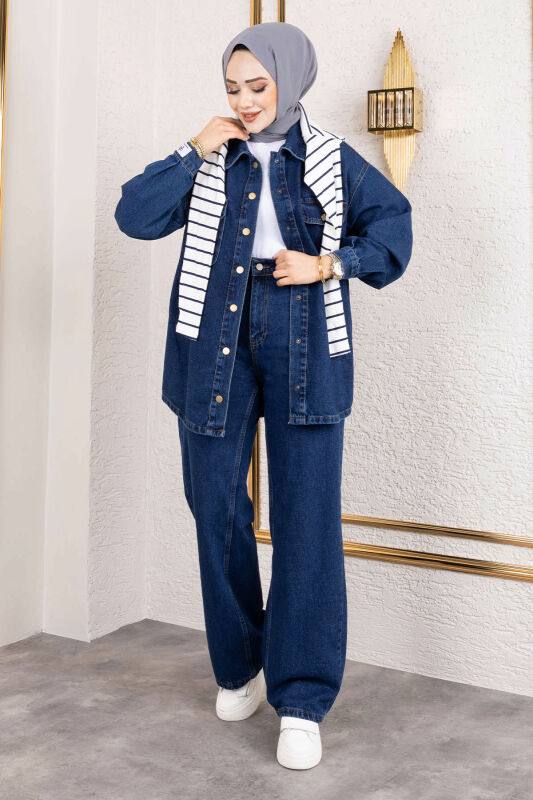 Ensemble en jean bleu marine