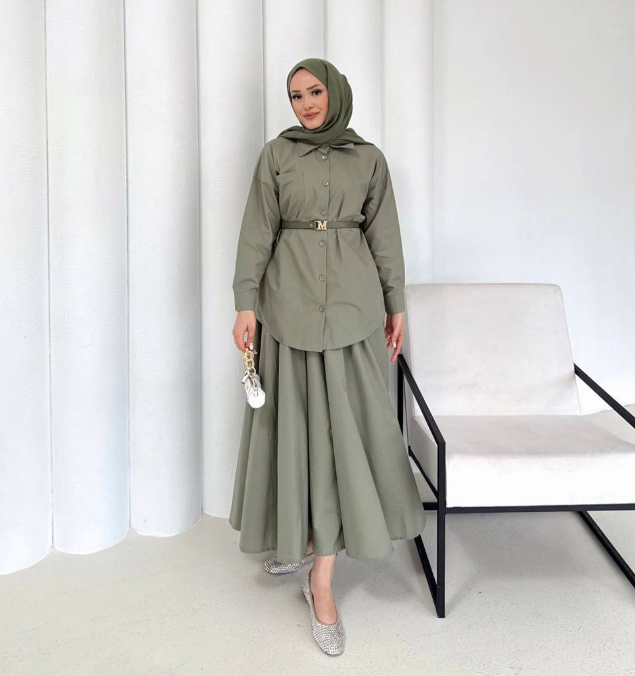 Ensemble vert Kaki Jupe et Chemise avec Ceinture